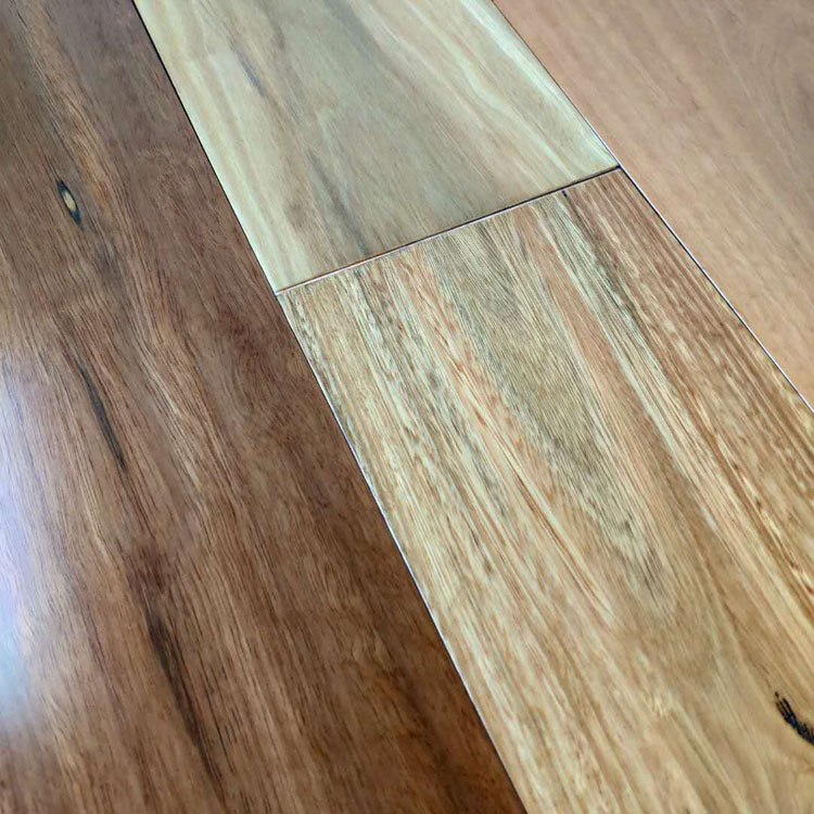 Smooth Australian Eucalyptus Engineered Hardwood Flooring Spotted