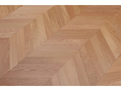 Solid Wood Flooring - Customs made Oak Chevron Wood Flooring